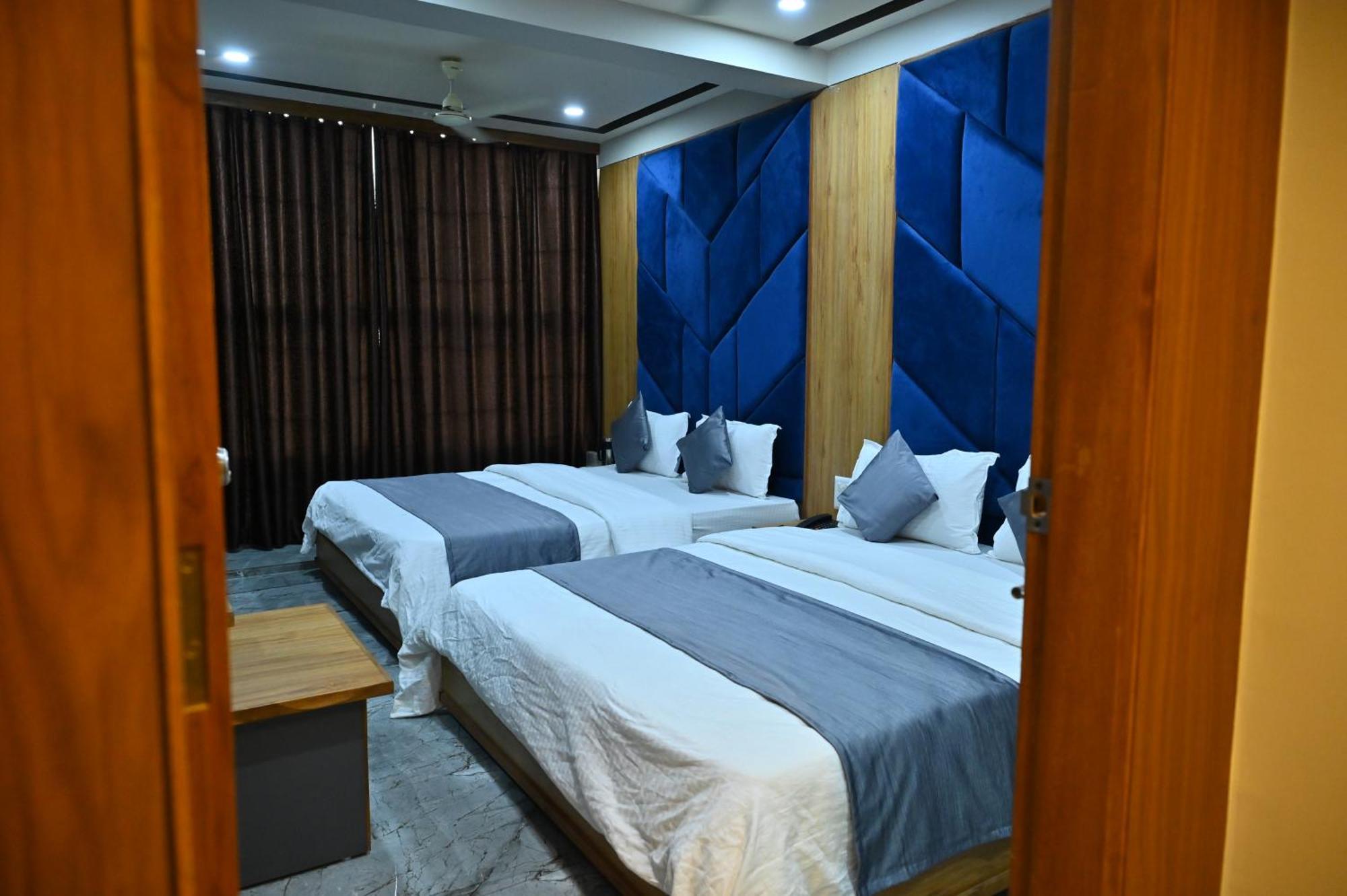 Hotel Sury Villa Ahmedabad Luaran gambar