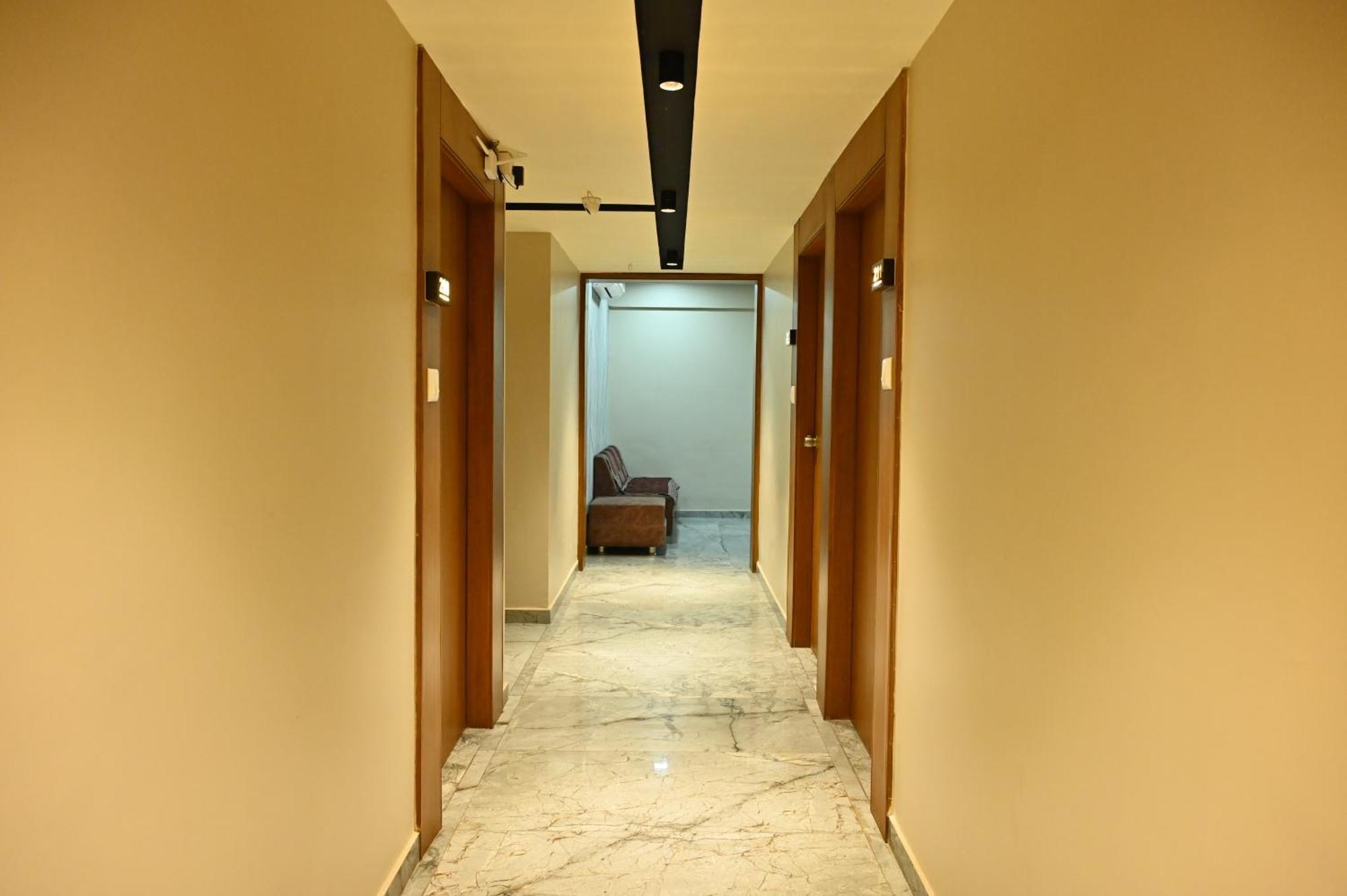 Hotel Sury Villa Ahmedabad Luaran gambar