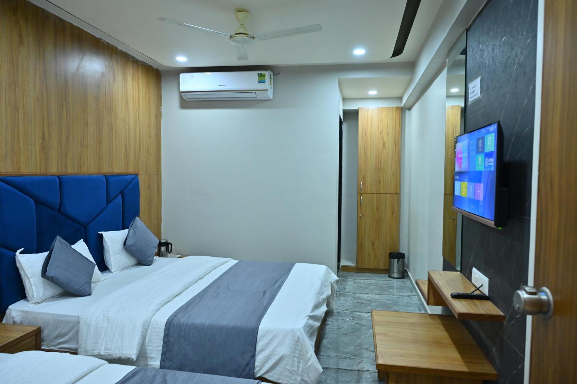 Hotel Sury Villa Ahmedabad Luaran gambar