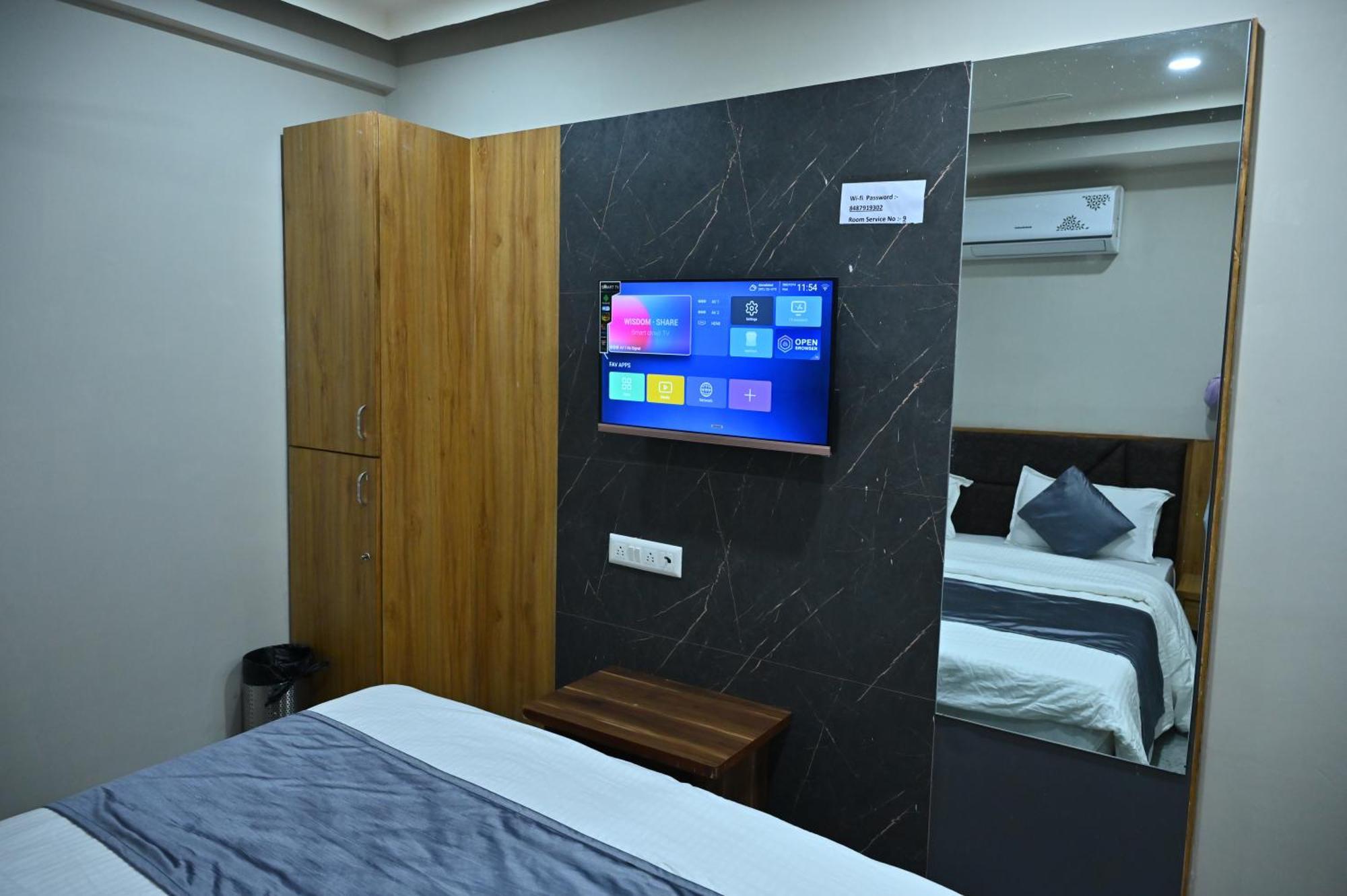 Hotel Sury Villa Ahmedabad Luaran gambar