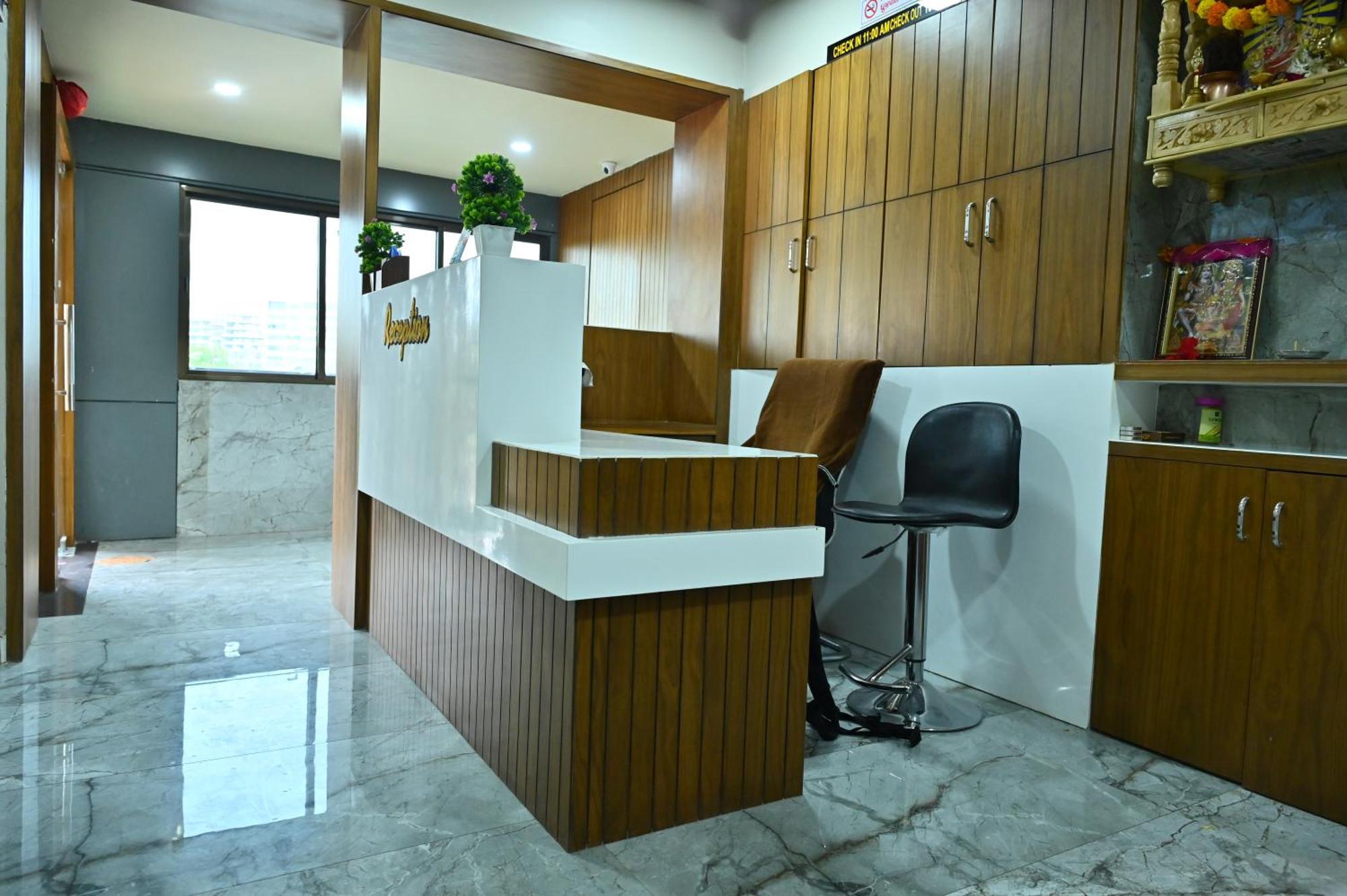 Hotel Sury Villa Ahmedabad Luaran gambar